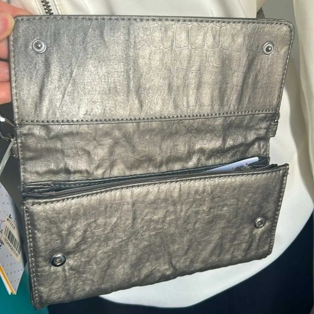 New Kipling Zuma Metallic Pewter Croc Embossed Crossbody Travel Organizer - Picture 4 of 13